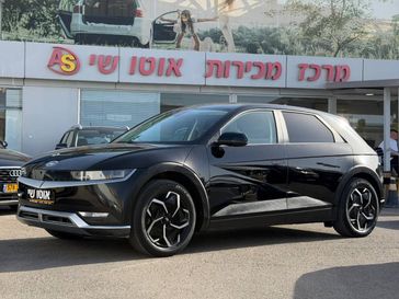 יונדאי איוניק