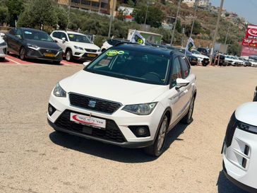 סיאט ארונה