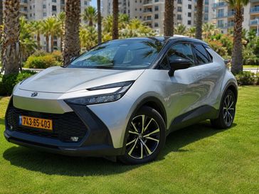טויוטה C-HR