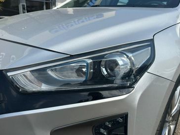 יונדאי איוניק