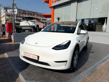 טסלה MODEL Y