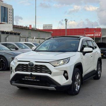 טויוטה RAV4