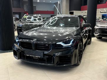 ב מ וו M2