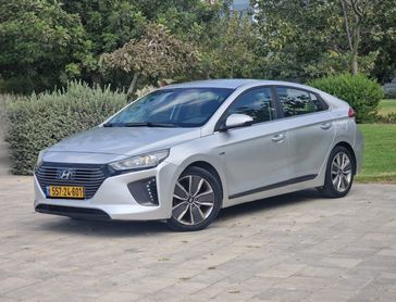 יונדאי איוניק