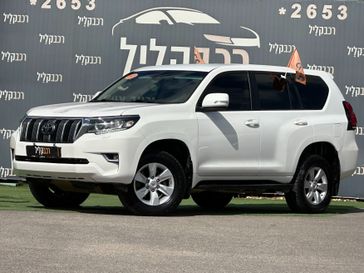 טויוטה לנד קרוזר