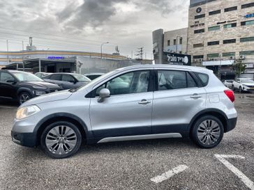 סוזוקי SX4 CROSSOVER