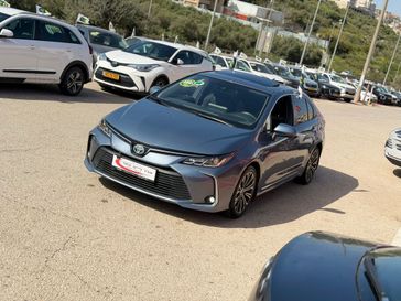 טויוטה קורולה