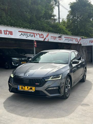 סקודה אוקטביה