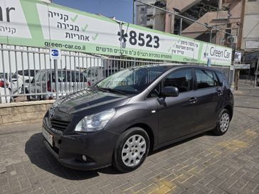 טויוטה וורסו