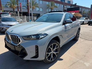 ב מ וו X6