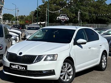 סקודה אוקטביה