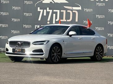 וולבו S90RECHARGE T8