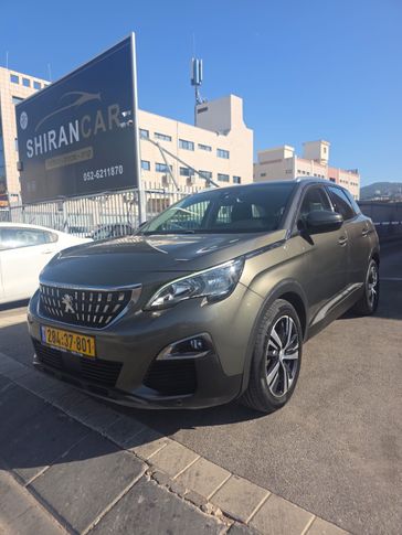 פיג'ו 3008