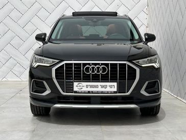 אאודי Q3