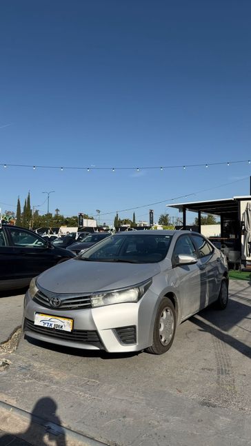 טויוטה קורולה