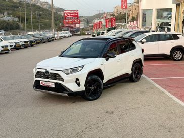 טויוטה RAV4