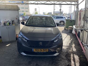 פיג'ו 3008