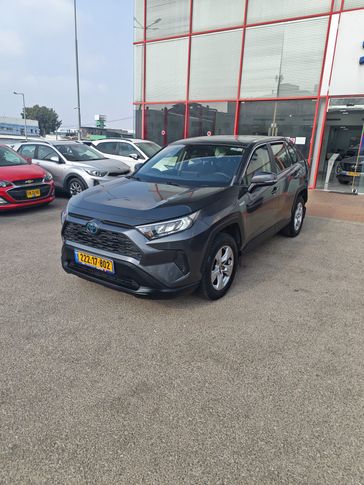 טויוטה RAV4