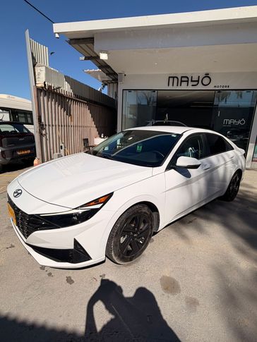 יונדאי אלנטרה