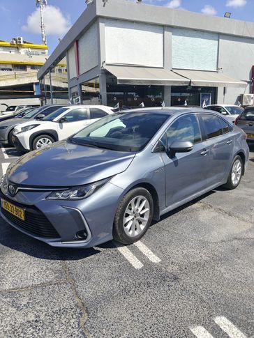 טויוטה קורולה