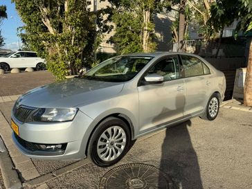 סקודה ראפיד