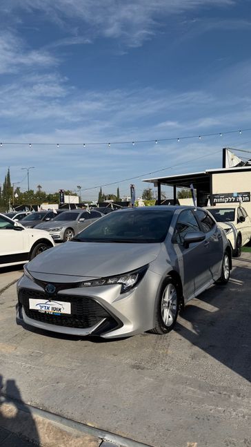 טויוטה קורולה