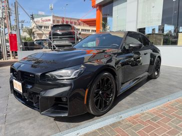 ב מ וו M2
