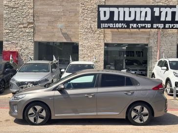 יונדאי איוניק