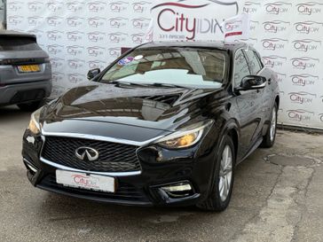 אינפיניטי Q30