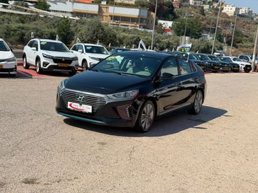 יונדאי איוניק