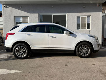 קאדילאק XT5