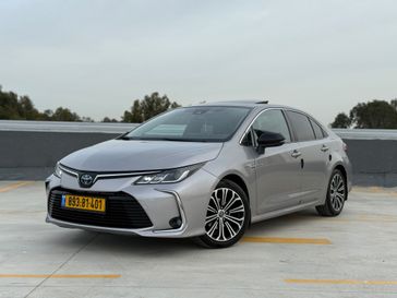 טויוטה קורולה
