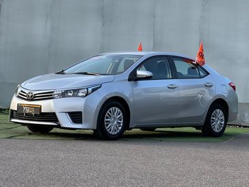 טויוטה קורולה