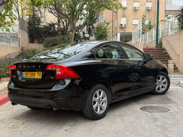וולבו S60