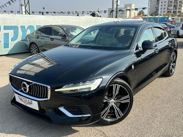 וולבו S60