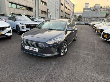 יונדאי איוניק