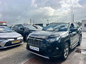 טויוטה RAV4