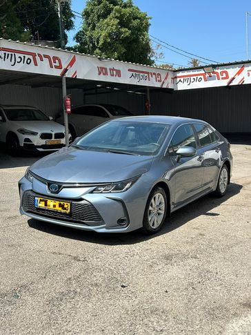 טויוטה קורולה