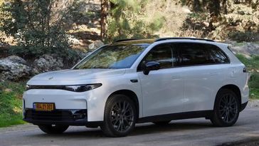 ליפמוטור C10