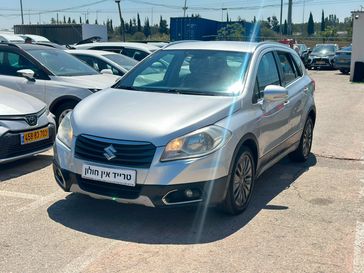 סוזוקי SX4 CROSSOVER
