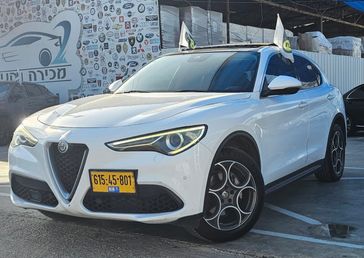 אלפא רומיאו סטלביו