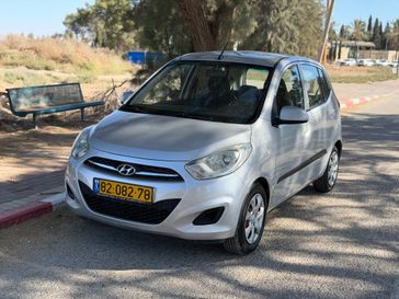 יונדאי I10