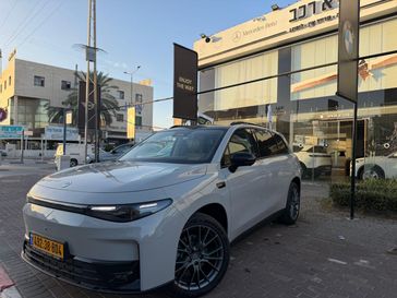 ליפמוטור C10