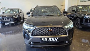 טויוטה קורולה קרוס