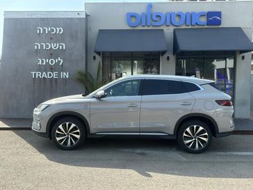 בי ווי די SEAL