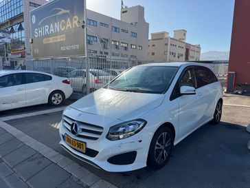 מרצדס B קלאס