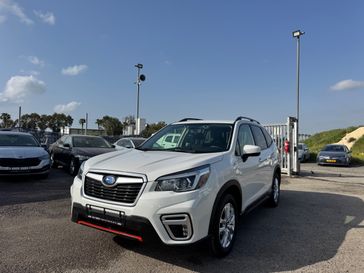 סובארו פורסטר