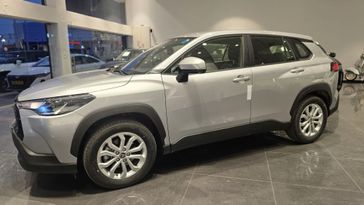 טויוטה קורולה קרוס