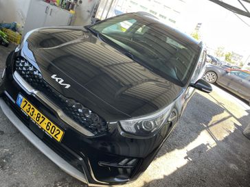 קיה נירו