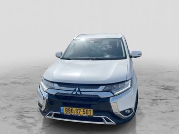 מיצובישי אאוטלנדר